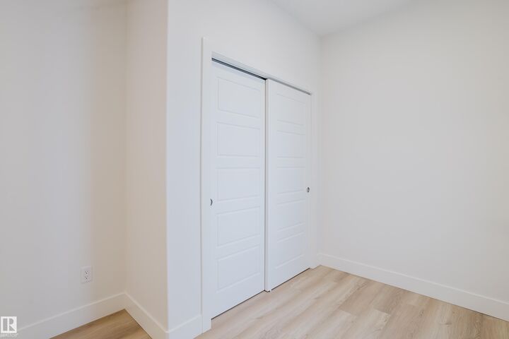 Property Photo:  2807 191 Street NW  AB T6M 3C3 