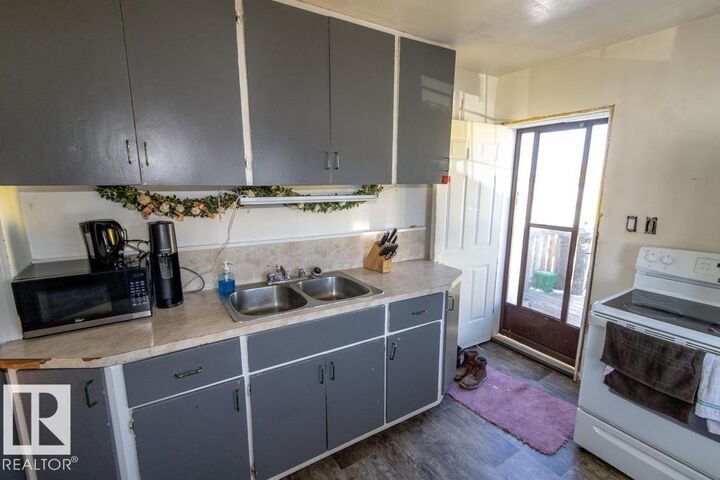 Property Photo: 112, 57004 Range Rd 105 AB T0A 2G0