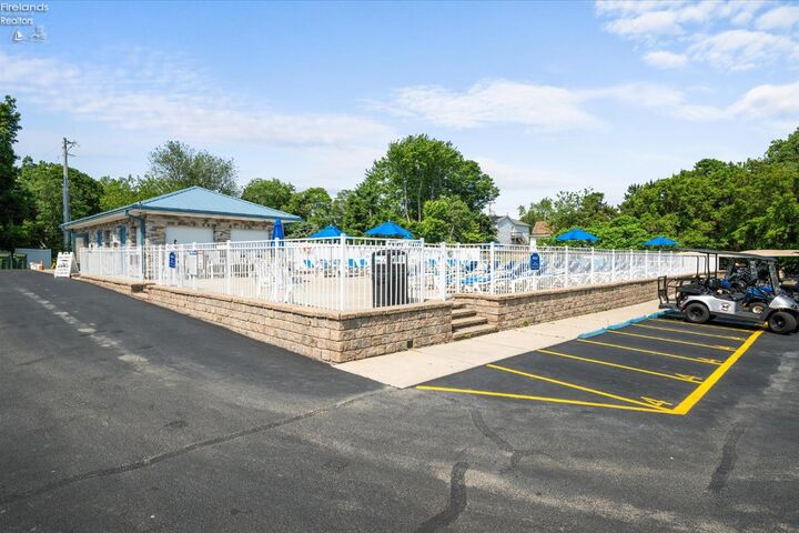 Property Photo: 1254 Tri-Motor 112 OH 43456