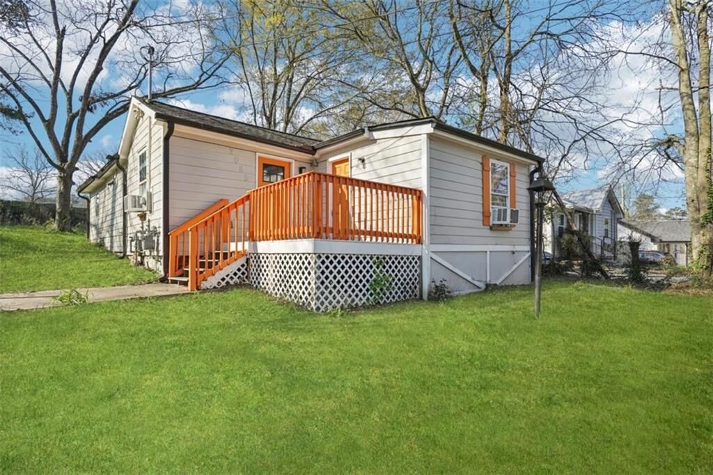 Property Photo:  2065 Morehouse Drive  GA 30314 