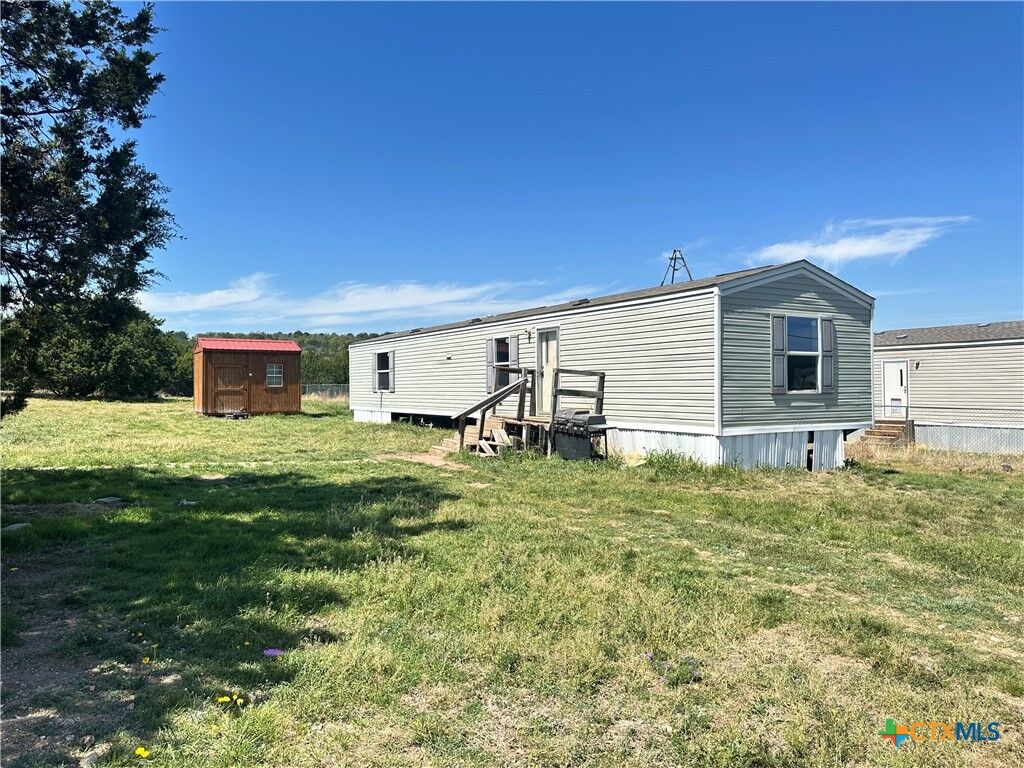 Property Photo:  228 Julia Drive  TX 76522 