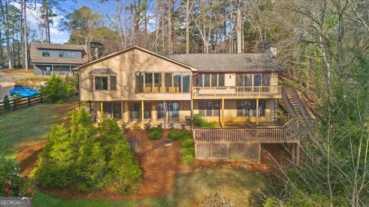 Property Photo: 3240 Chimney Point Drive GA 30041