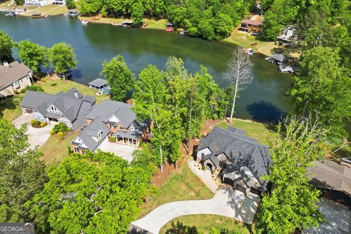 Property Photo:  2021 Lakeview Parkway  GA 30180 