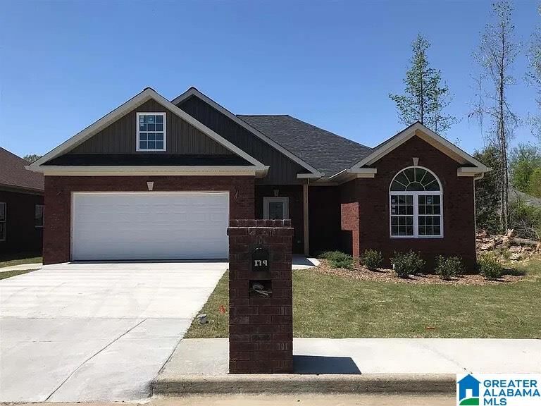 Property Photo: 179 Alexandra Drive AL 36203
