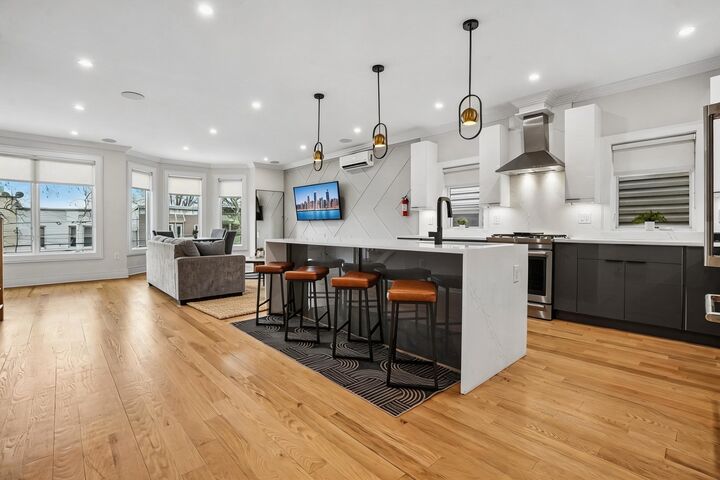 Property Photo: 252 Bowers St 2 NJ 07307-1111