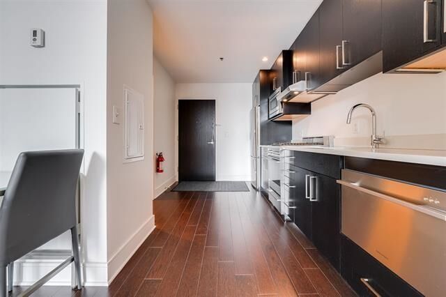 Property Photo:  1100 Maxwell Lane 624  NJ 07030 