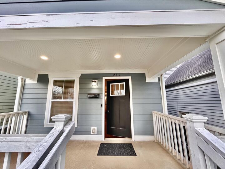 Property Photo:  241 Devonia Avenue  KY 40505 