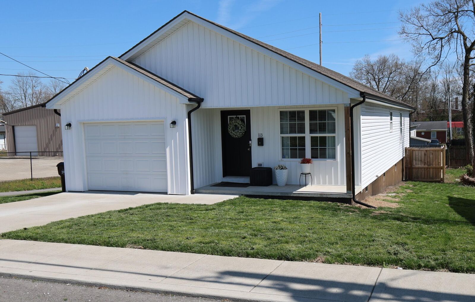 Property Photo:  113 Short Street  KY 40475 