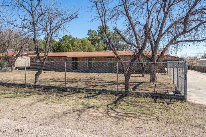 Property Photo:  340 Clover Drive  NM 88001 