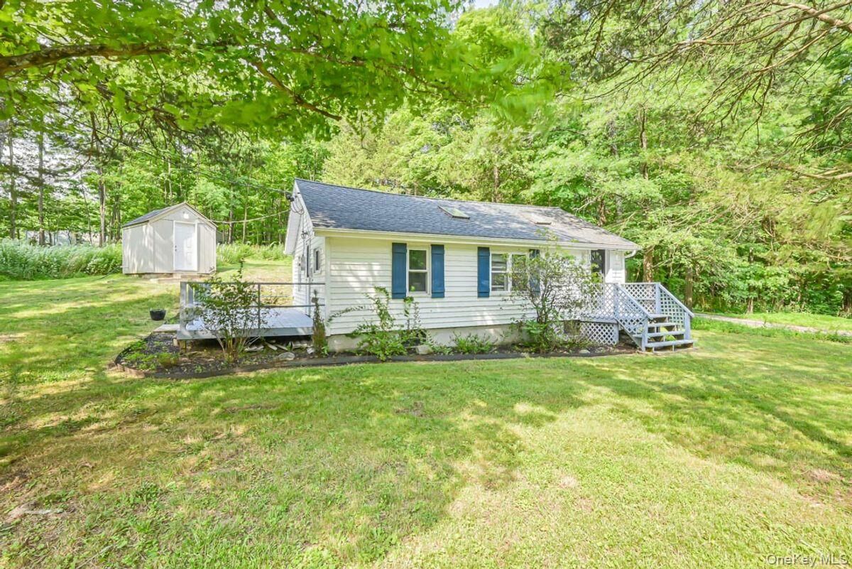 Property Photo:  126 Hommelville Road  NY 12477 