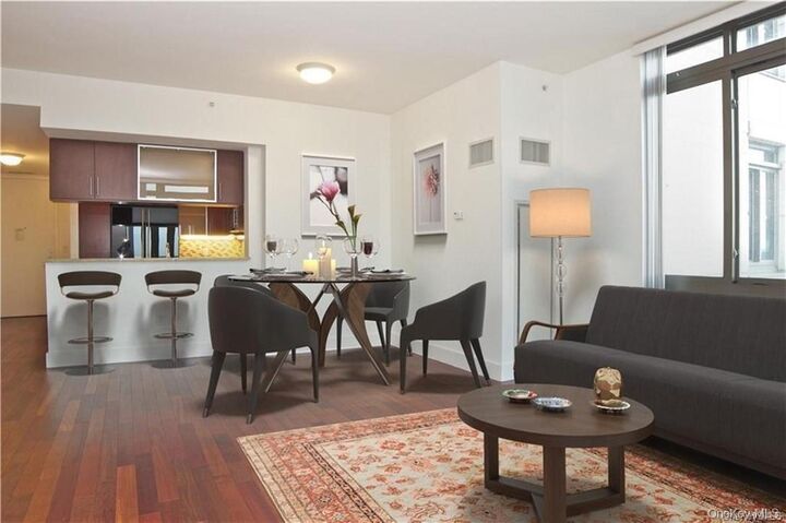 Property Photo:  175 Huguenot Street 2207  NY 10801 