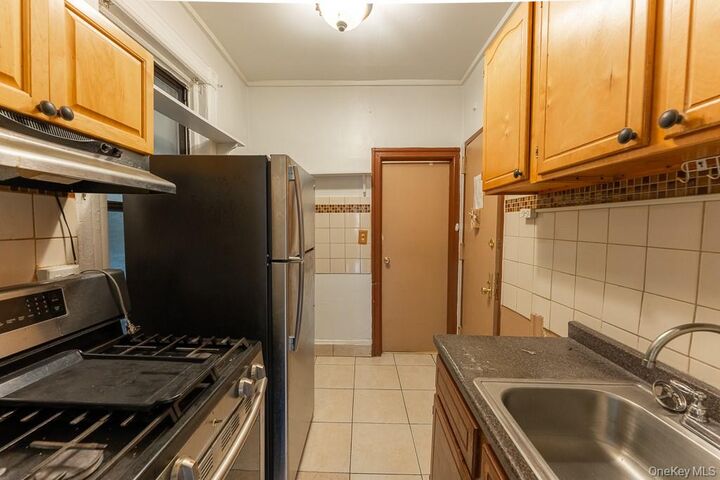 Property Photo:  529 E. 12th Street C5  NY 10009 