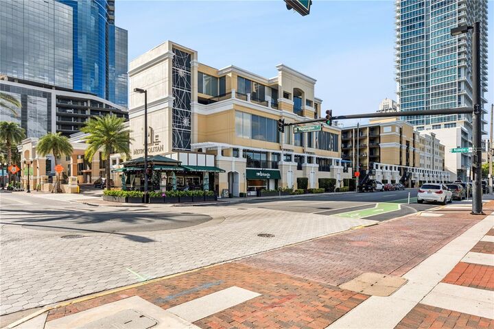 Property Photo:  151 E Washington Street Ph3b  FL 32801 