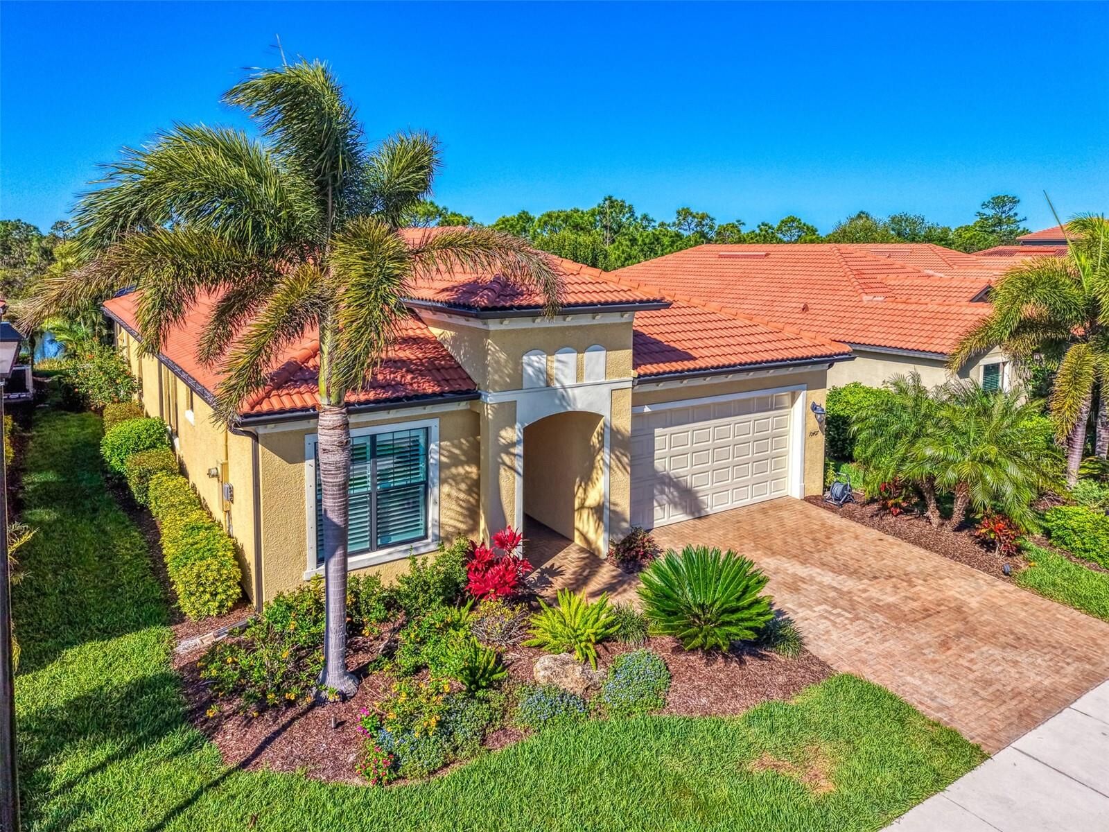Property Photo: 10407 Medjool Drive FL 34293