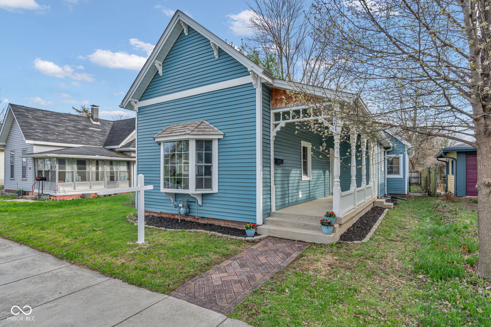 Property Photo:  1301 Wayne Street  IN 46060 