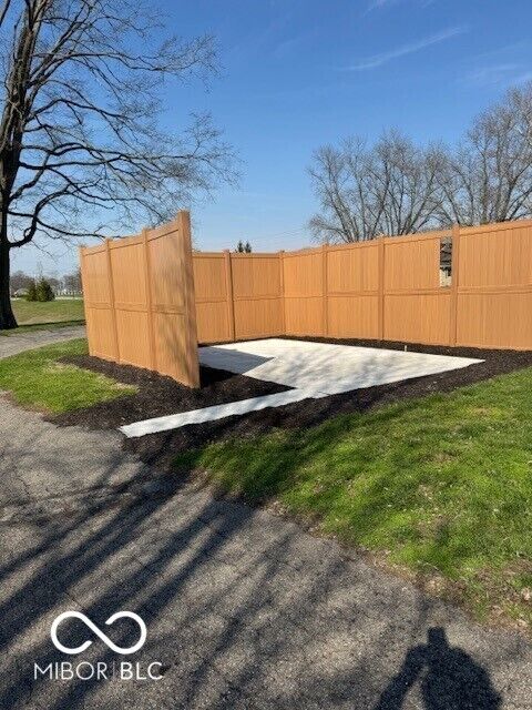 Property Photo:  3850 S 150 W  IN 47201 