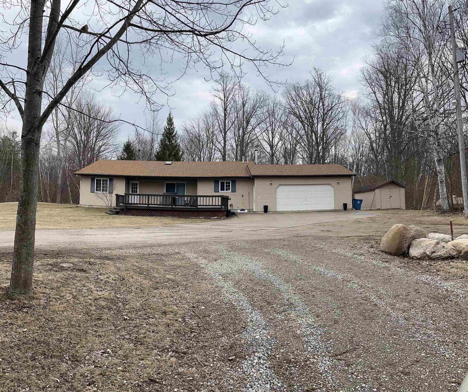 Property Photo:  4175 Hicks Road  MI 48612 
