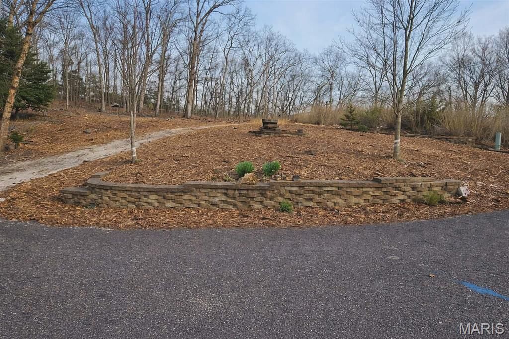 Property Photo:  859 Village Green Court  MO 63357 