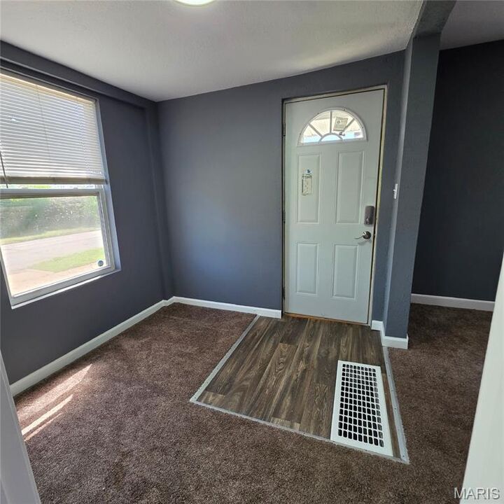 Property Photo:  2107 Monroe Street  IL 62040 