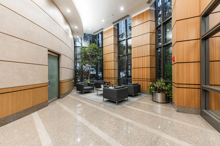 Property Photo:  400 N La Salle Street 3009  IL 60654 