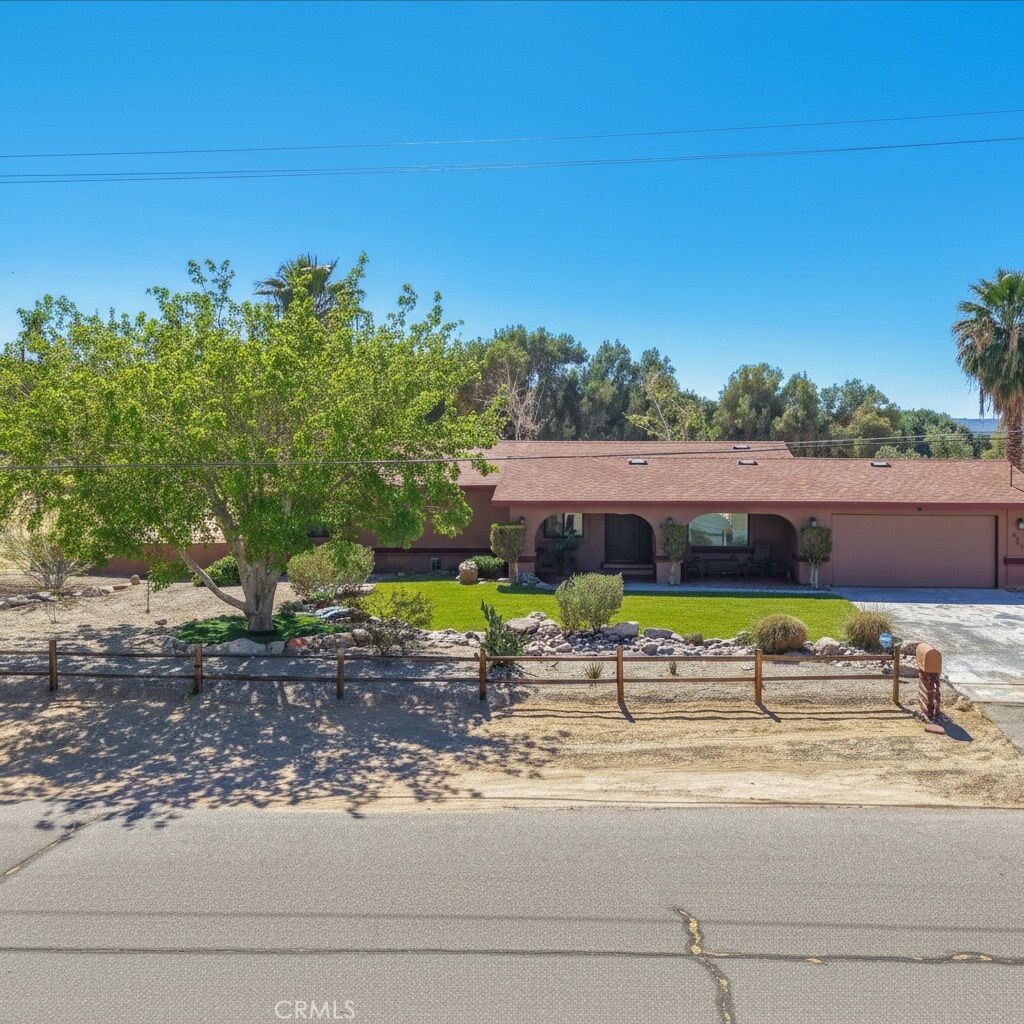 Property Photo: 4762 Saddlehorn CA 92277