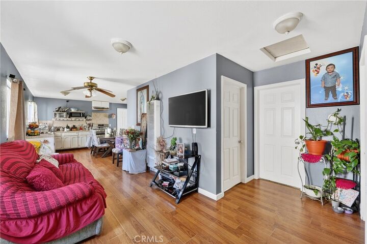 Property Photo:  750 E 48th  CA 90011 