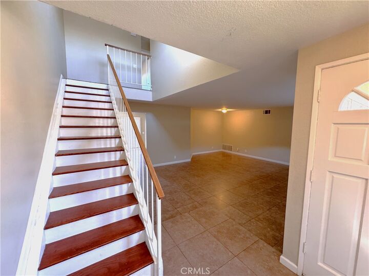 Property Photo:  2344 N Teakwood Avenue  CA 92377 