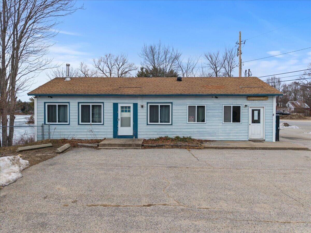 Property Photo:  8 Emery Corner Road  ME 04048 