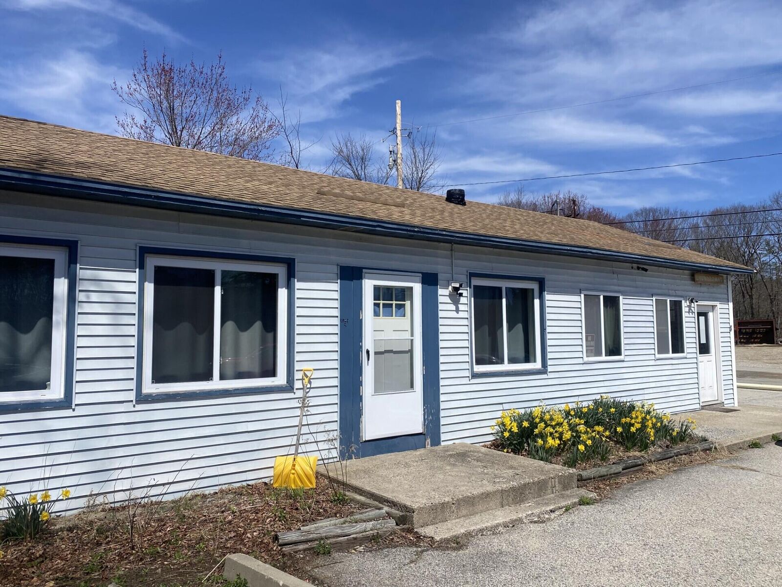 Property Photo:  8 Emery Corner Road  ME 04048 