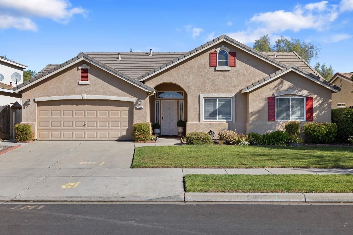 Property Photo:  2223 Shire Way  CA 95380 