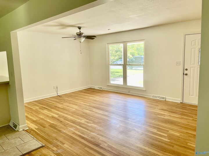 Property Photo: 513 Jeffery Drive NW AL 35806