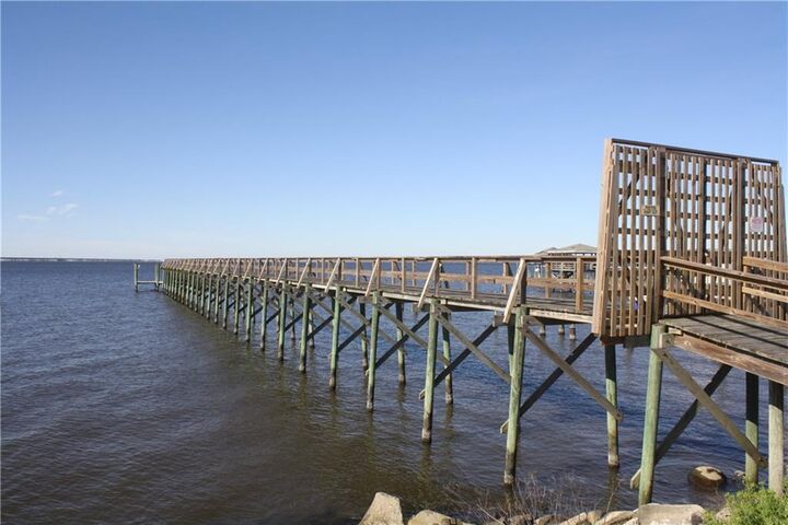 Property Photo: 301 Lakeview Drive LA 70458