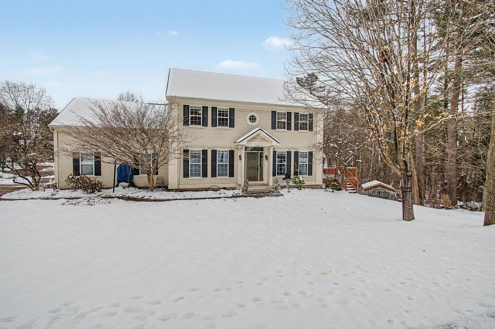 Property Photo: 1 Cedar Court VT 05452