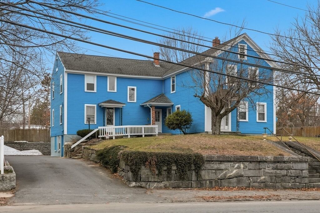 Property Photo:  123 Lancaster St  MA 01453 