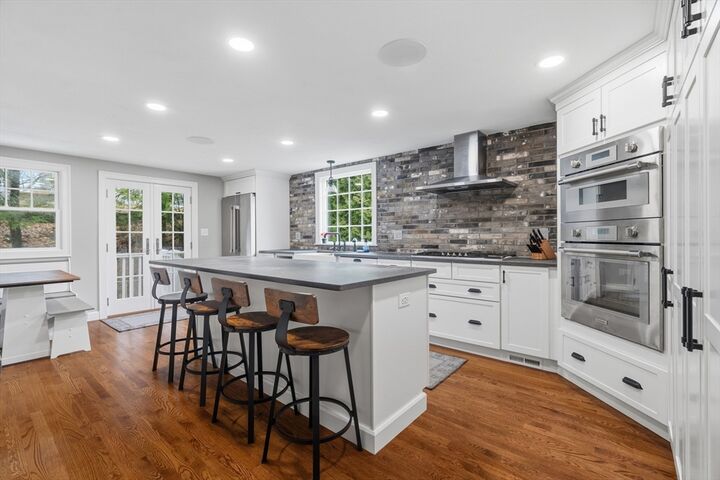 Property Photo:  69 Jennings Rd  MA 02451 