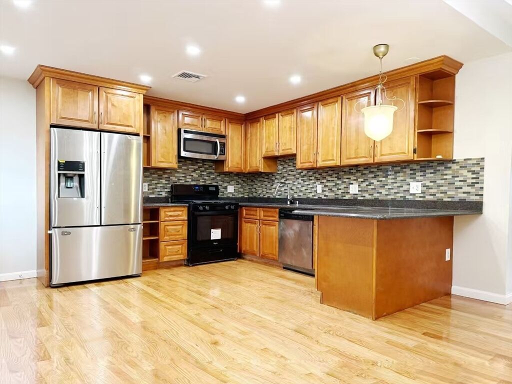Property Photo:  90 George St 90  MA 02119 