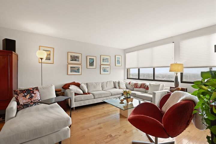 Property Photo:  250 Hammond Pond Pkwy 1503N  MA 02467 