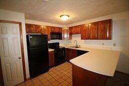 Property Photo:  132 Tyngsboro Road 9  MA 01863 