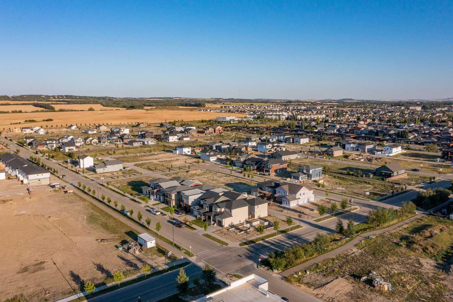 Property Photo: 23 Tipping Avenue AB T4P 0Y9