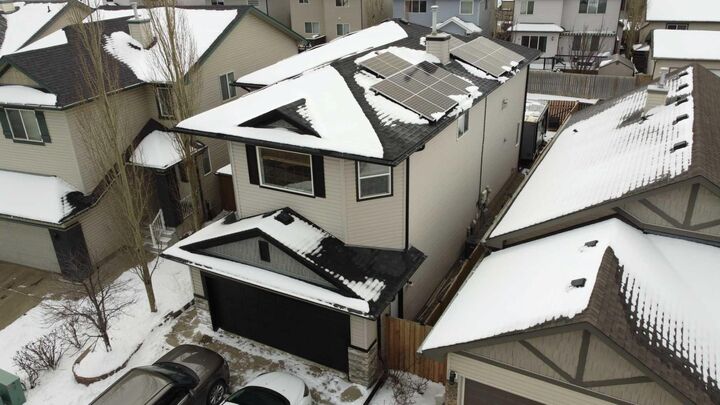 Property Photo:  377 Cimarron Boulevard  AB T1S 2L8 