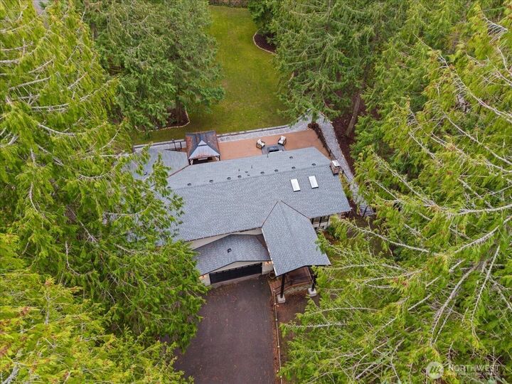 Property Photo: 14702 255th Avenue SE WA 98027