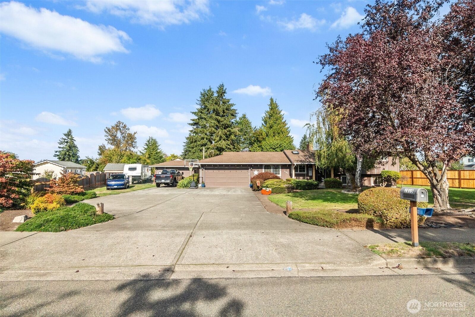 Property Photo:  2105 W Stewart  WA 98371 