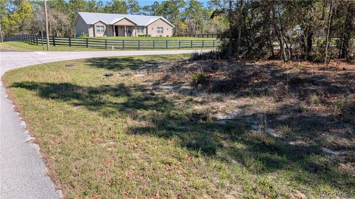 Property Photo: 5824 W Corral Place FL 34465