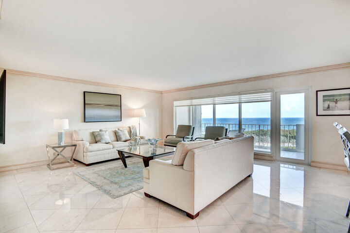 Property Photo:  4301 N Ocean Boulevard 607  FL 33431 