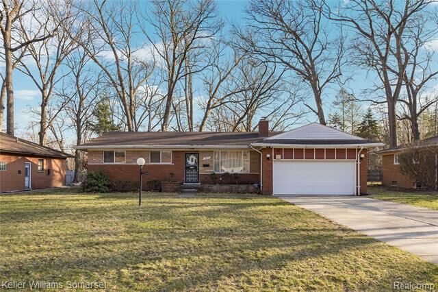 Property Photo: 19015 Greenwald Drive MI 48075