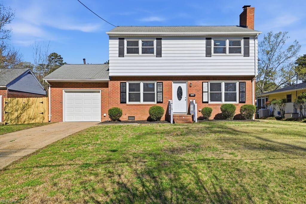 Property Photo: 119 Gawain Dr VA 23602