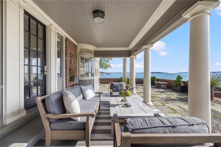 Property Photo:  221 Hope Street 2  RI 02809 