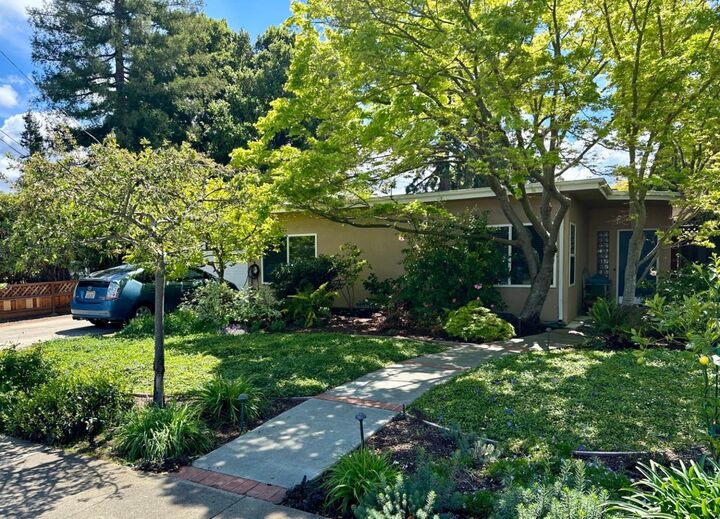 Property Photo: 433 Concord Drive CA 94025