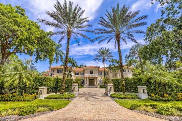 Property Photo:  5250 Snapper Creek Rd  FL 33156 