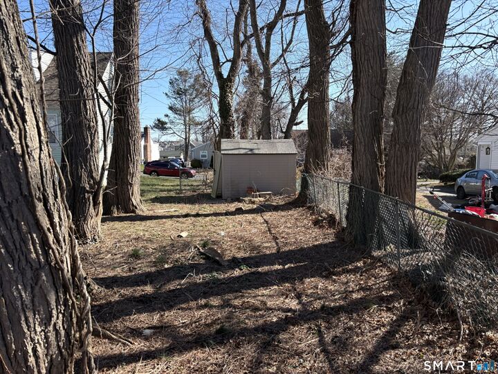 Property Photo:  11 Myron Avenue  CT 06606 